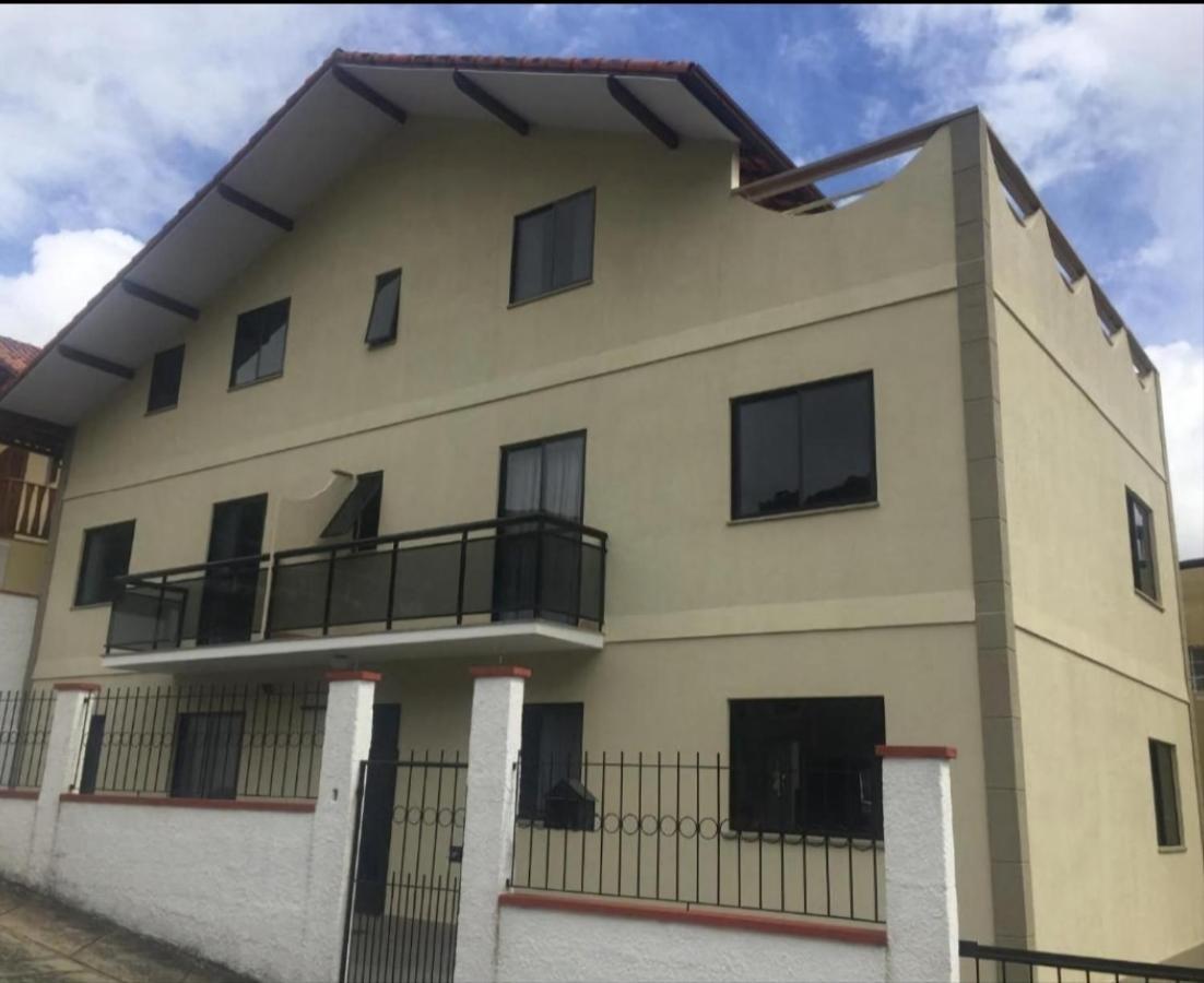 Apartamento Vista Da Montanha Nova Friburgo Eksteriør billede